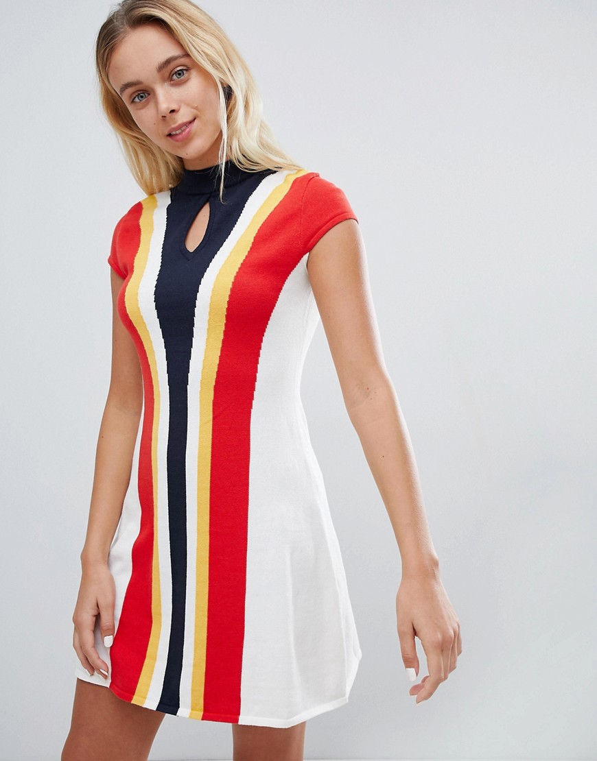Приталенное расклешенное платье в стиле 60-х Urban Bliss - Мульти 