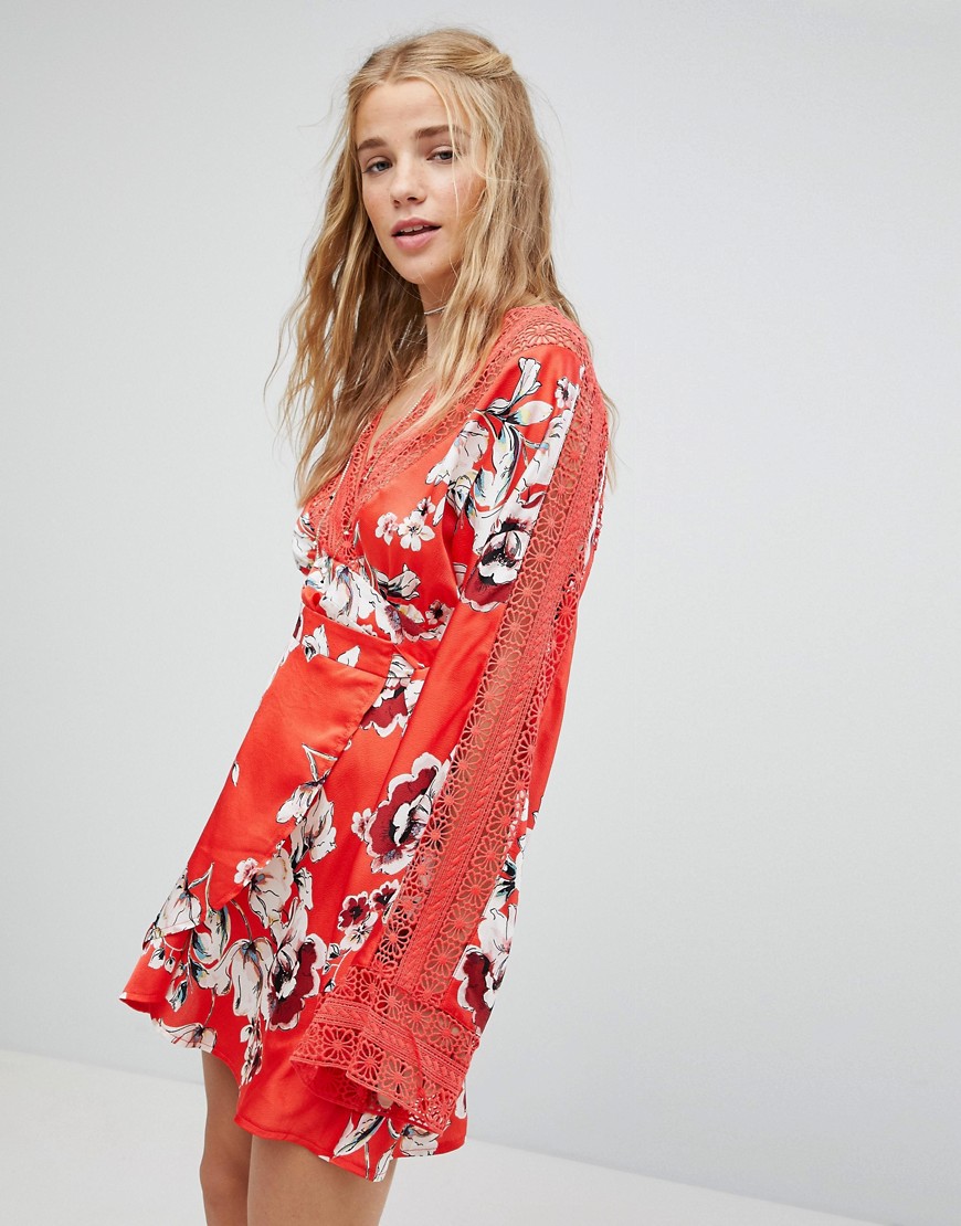 Kiss The Sky Wrap Front Tea Dress In Floral