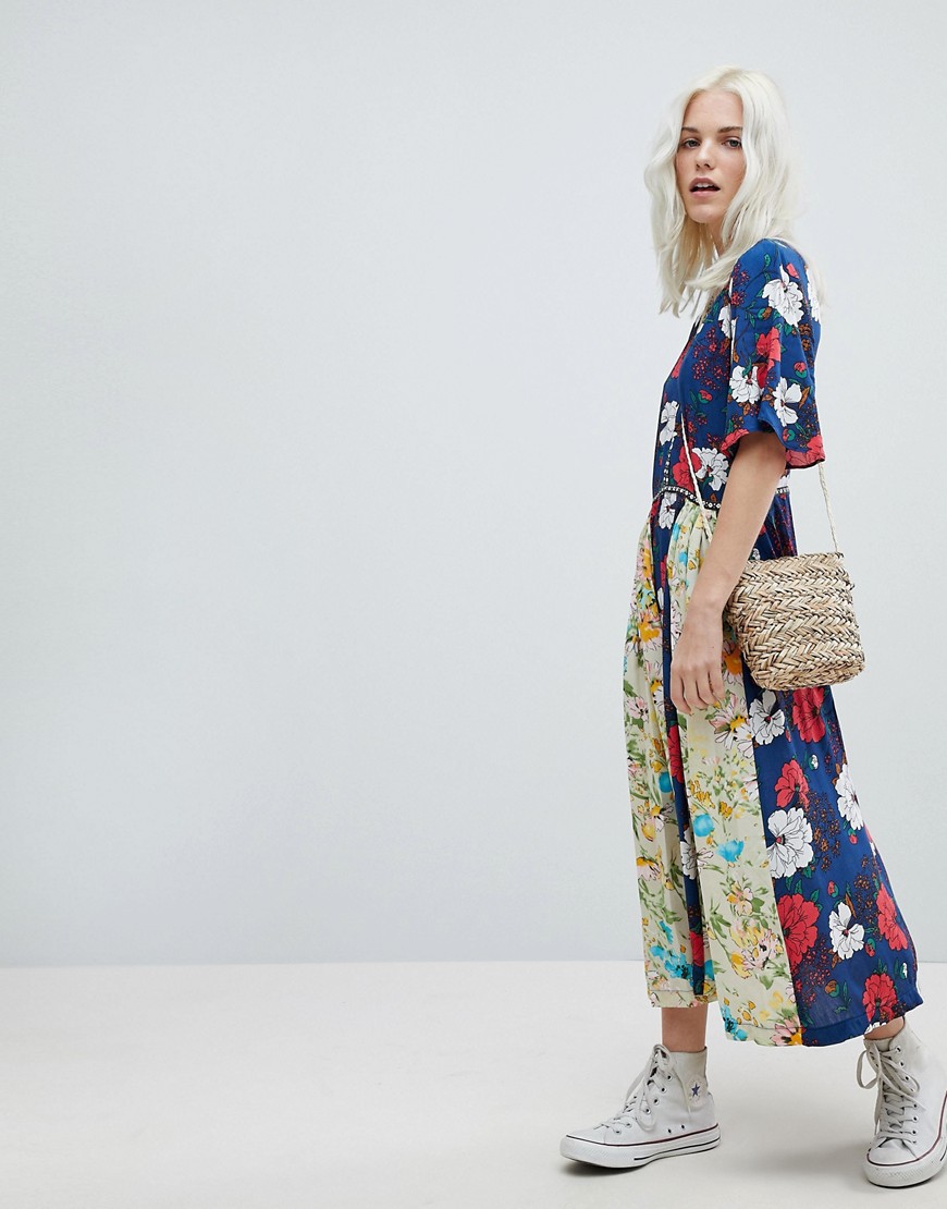 Trollied Dolly Boho Pleated Midi Dress In Mix And Match Floral Print - Navy blue