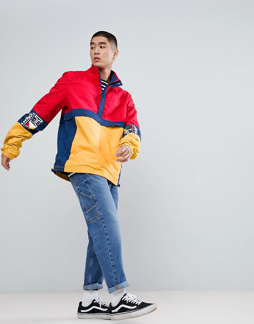 Tommy Jeans Retro Block Overhead Jacket Nautical Print in Red/Yellow - Racing red/multi