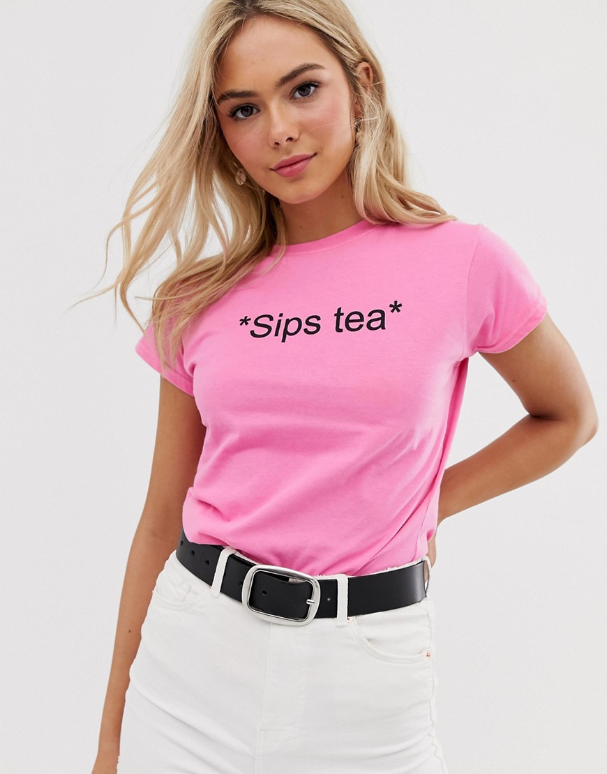 Heartbreak 'sips tea' relaxed tee