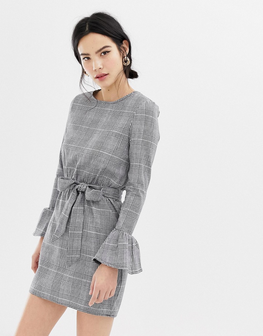 Parisian check dress with flare sleeve and tie waist