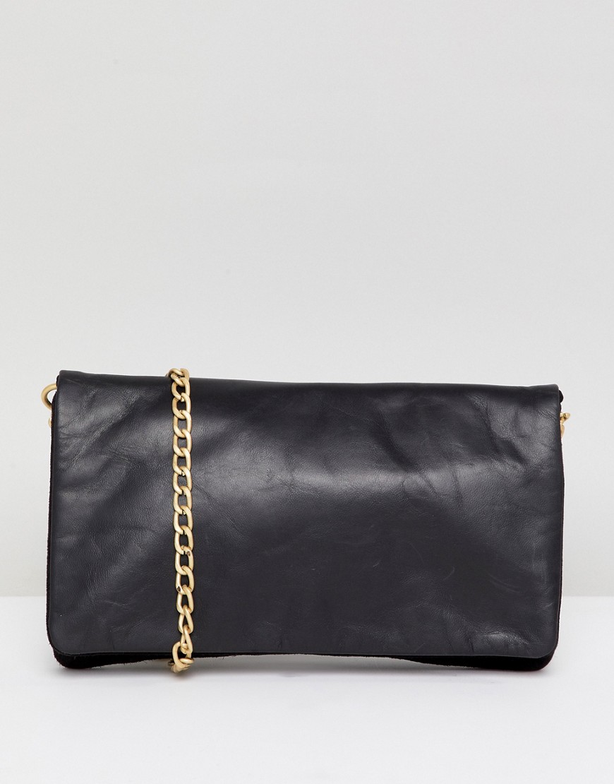 Urbancode leather cross body bag with chain strap - Black
