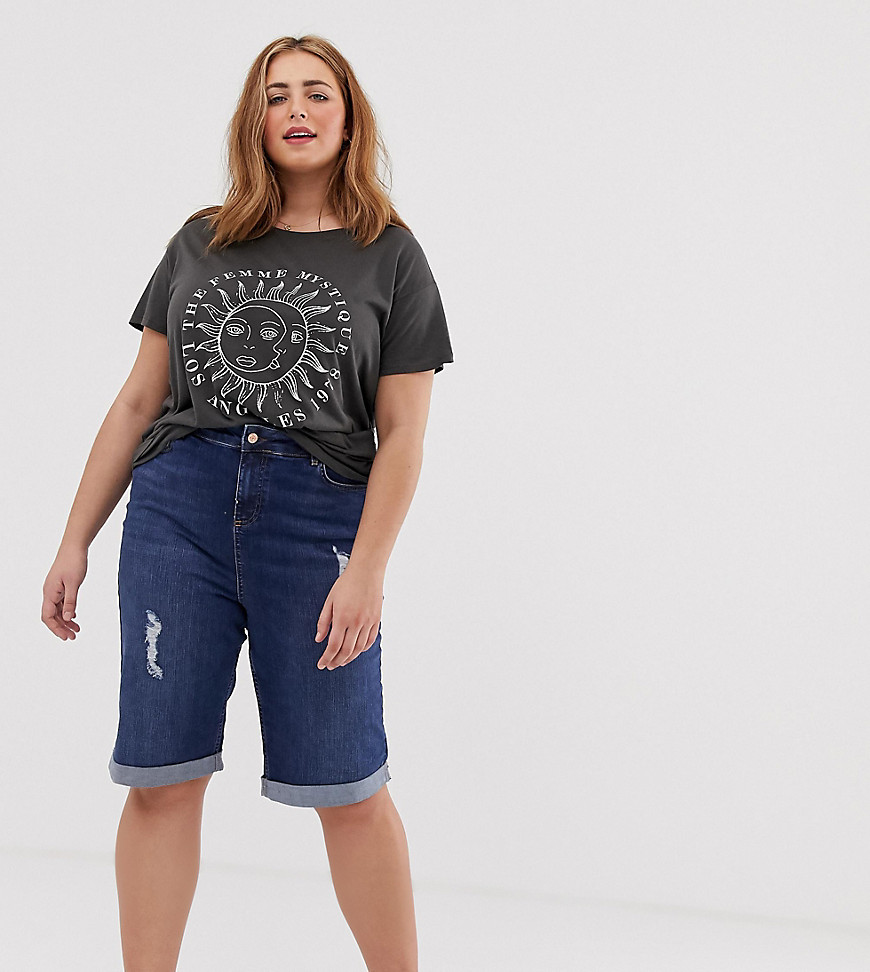 New Look Curve knee length denim shorts in blue
