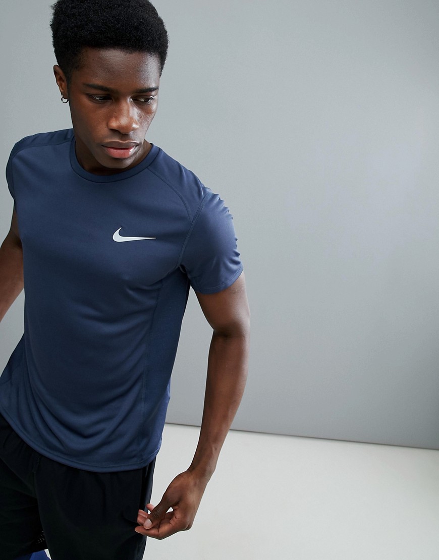 Nike Running Miler t-shirt in blue 833591-471 - Blue