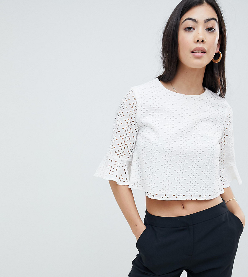 Fashion Union Petite Top In Broderie - White broderie