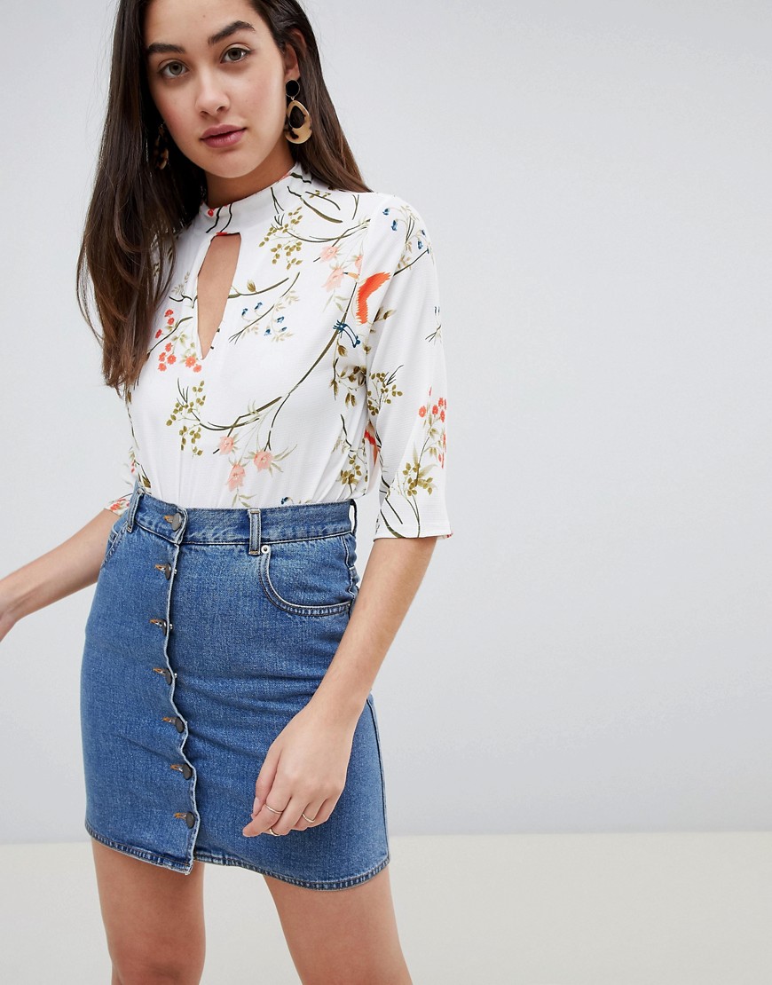 Girls on Film floral blouse with choker detail - Floral print