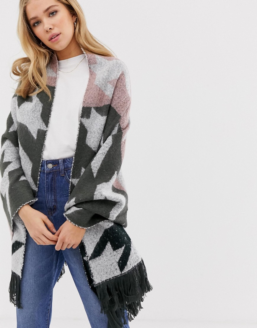 Glamorous oversized blanket scarf in houndstooth