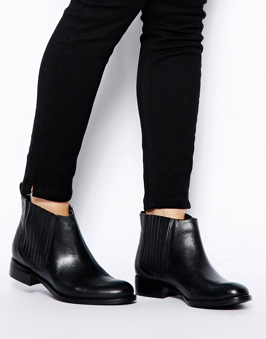 New Look | New Look Chandler Low Leather Chelsea Boots at ASOS