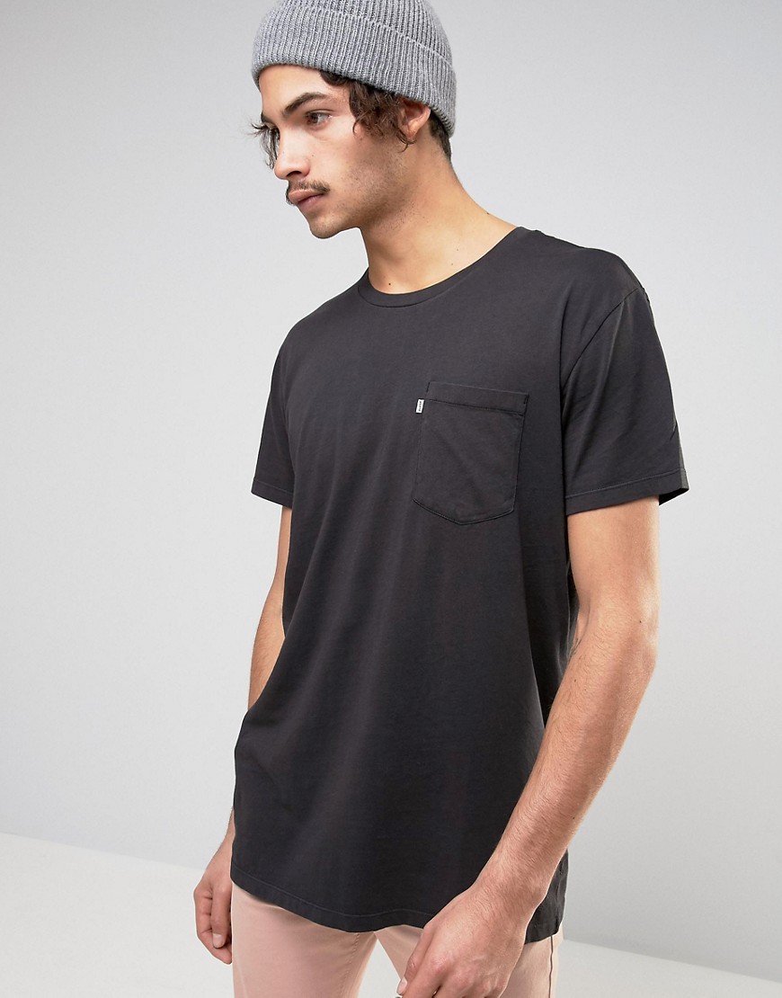 Удлиненная футболка с карманом Levis Line 8 - Черный 