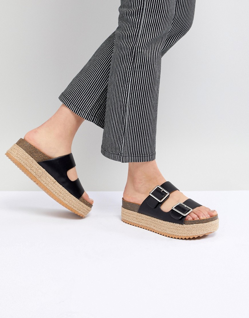 Pull&Bear flatform double buckle sandal in black - Tan
