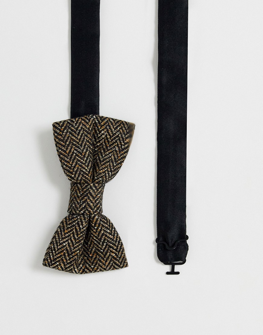 Twisted Tailor bow tie in herringbone brown
