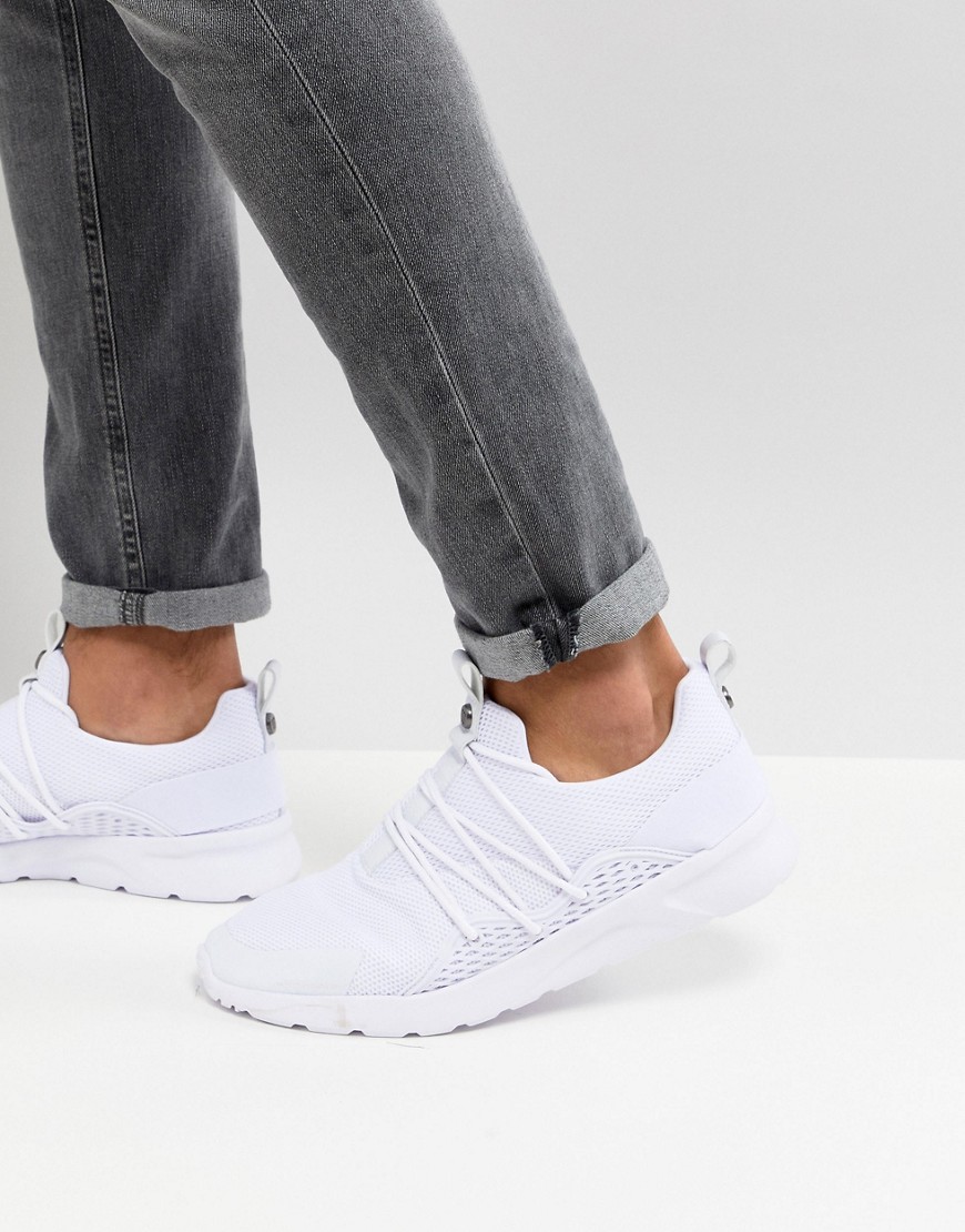 11 Degrees runner trainers in white