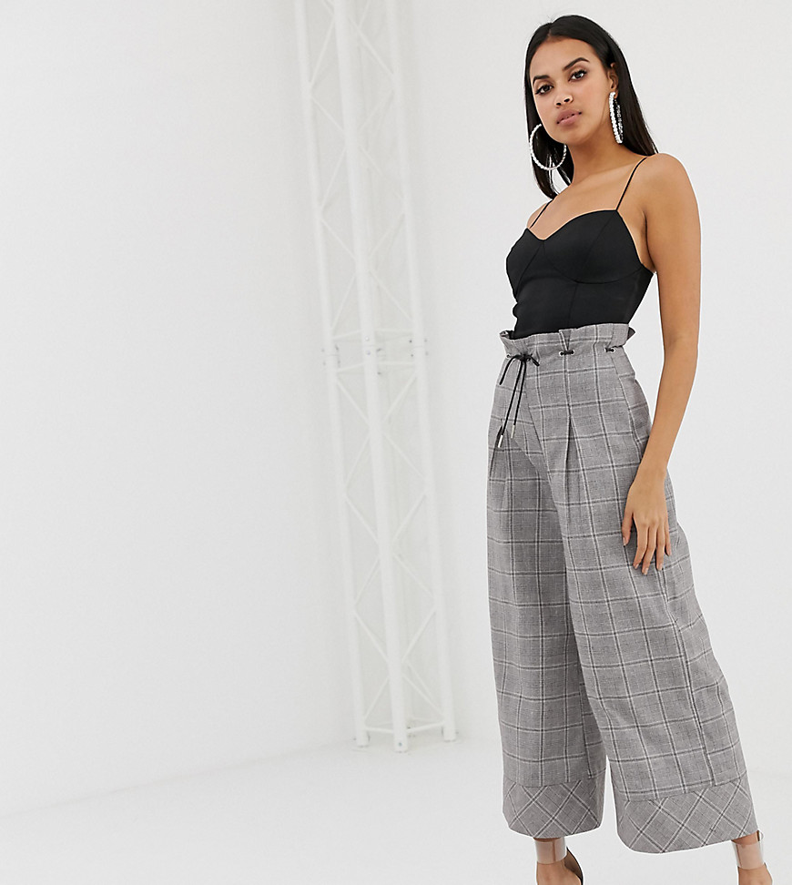 PrettyLittleThing wide leg belted trousers in grey check