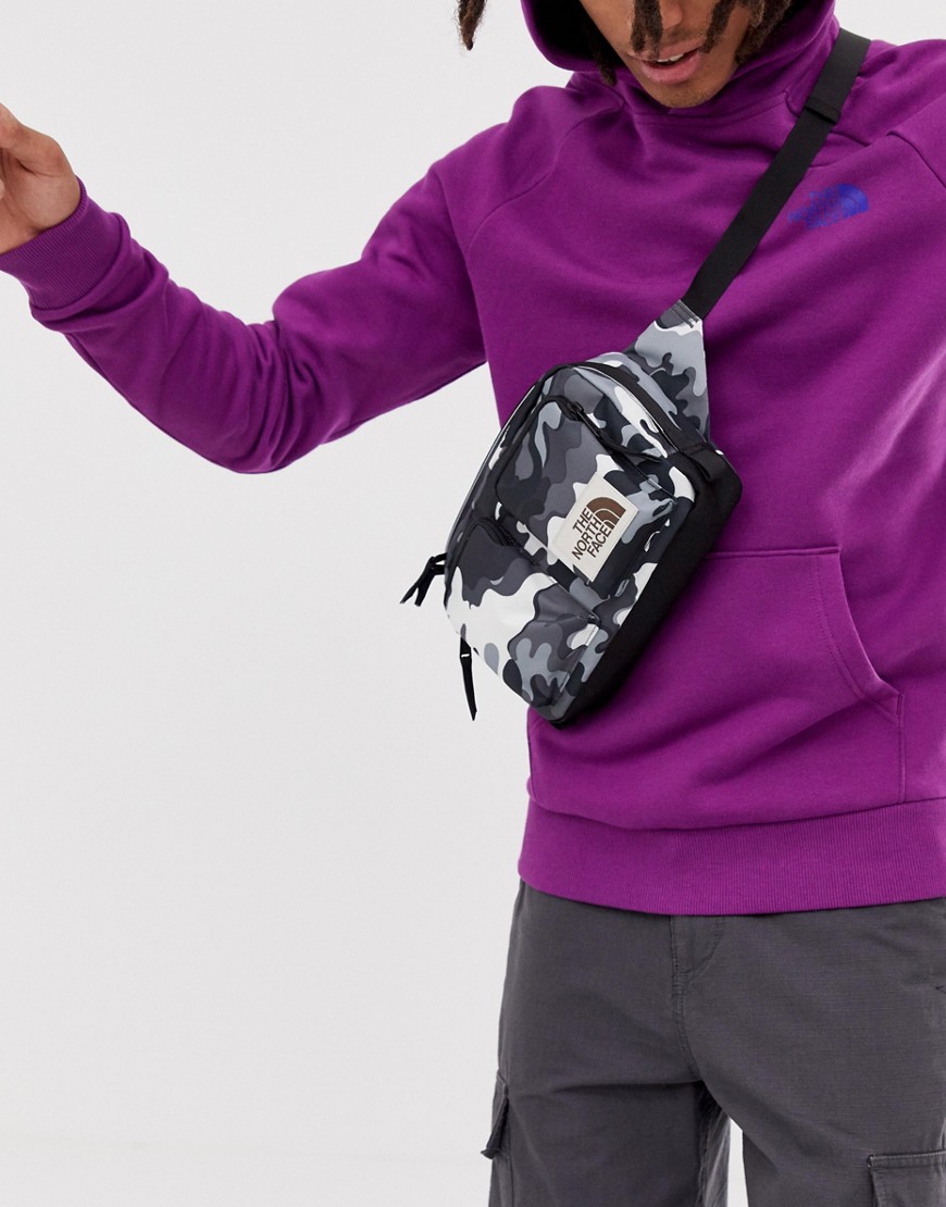 The North Face Kanga bum bag in Psychedelic black