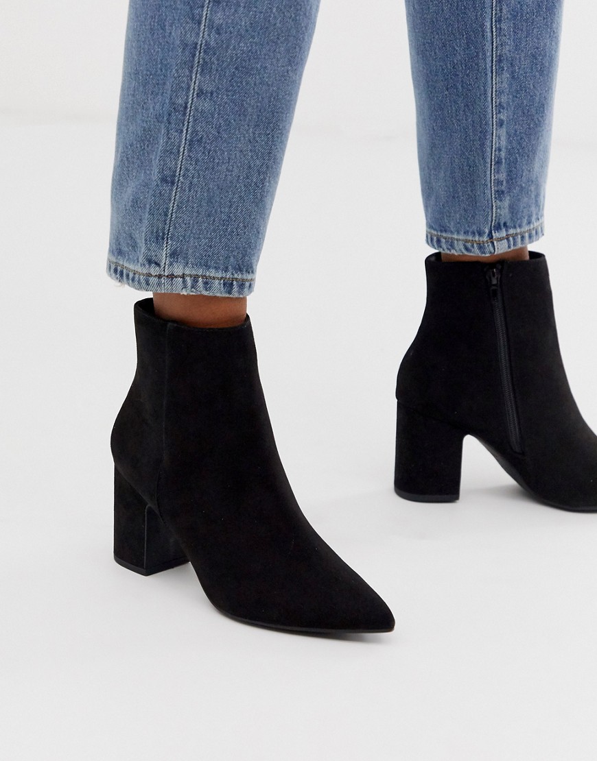 New Look faux suede pointed heeled boots in black