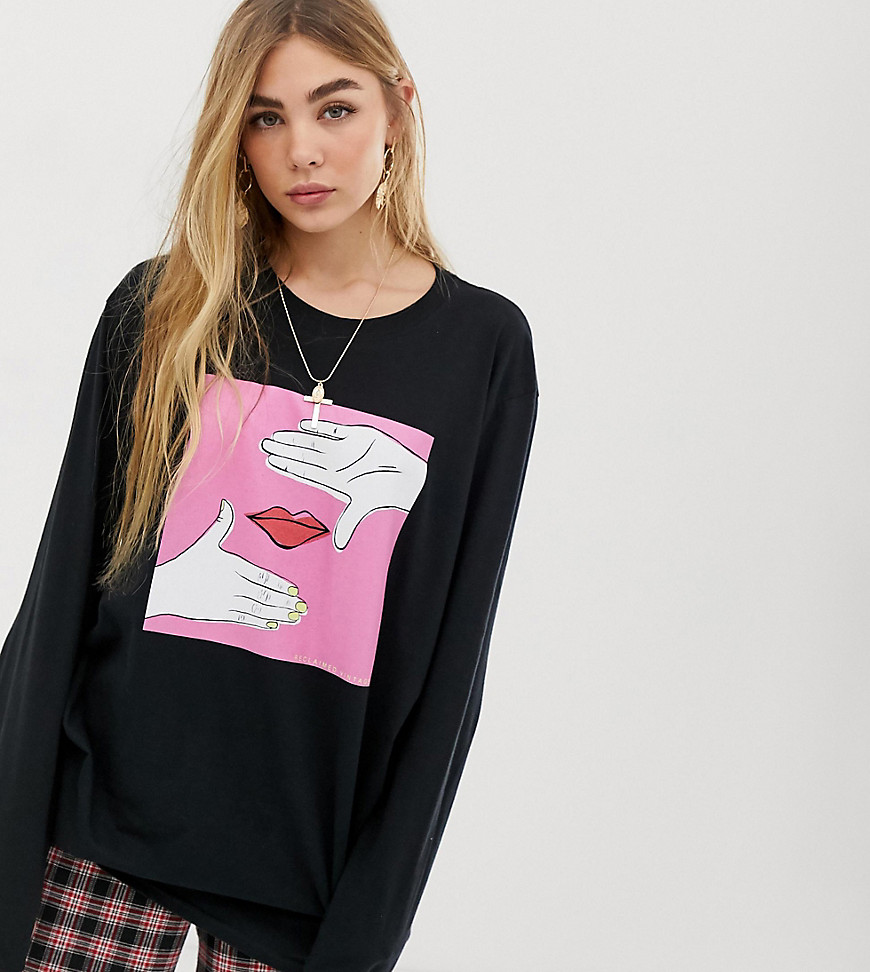 Reclaimed Vintage inspired long sleeve t-shirt with graphic hand and lips print