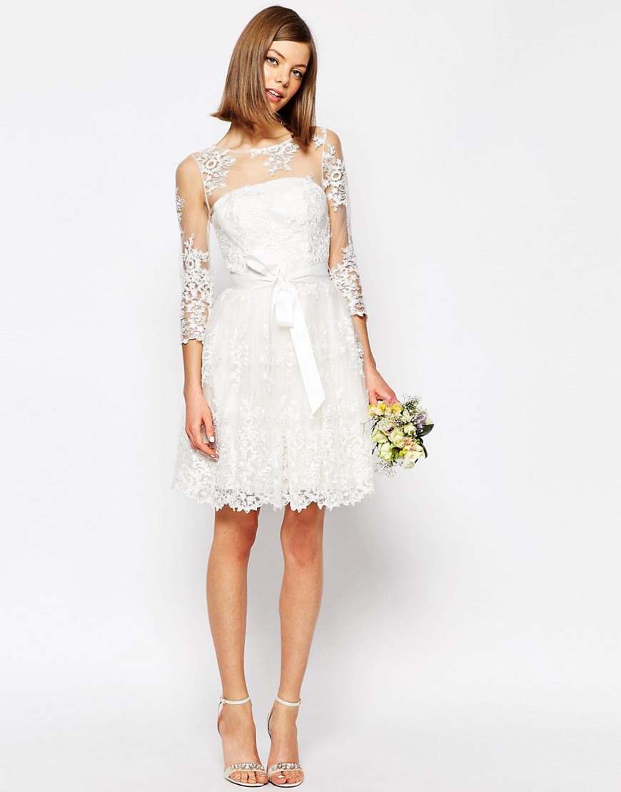 Маленькое белое платье на свадьбу