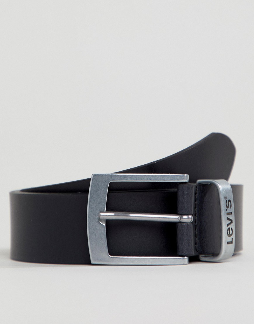 Levi's leather belt