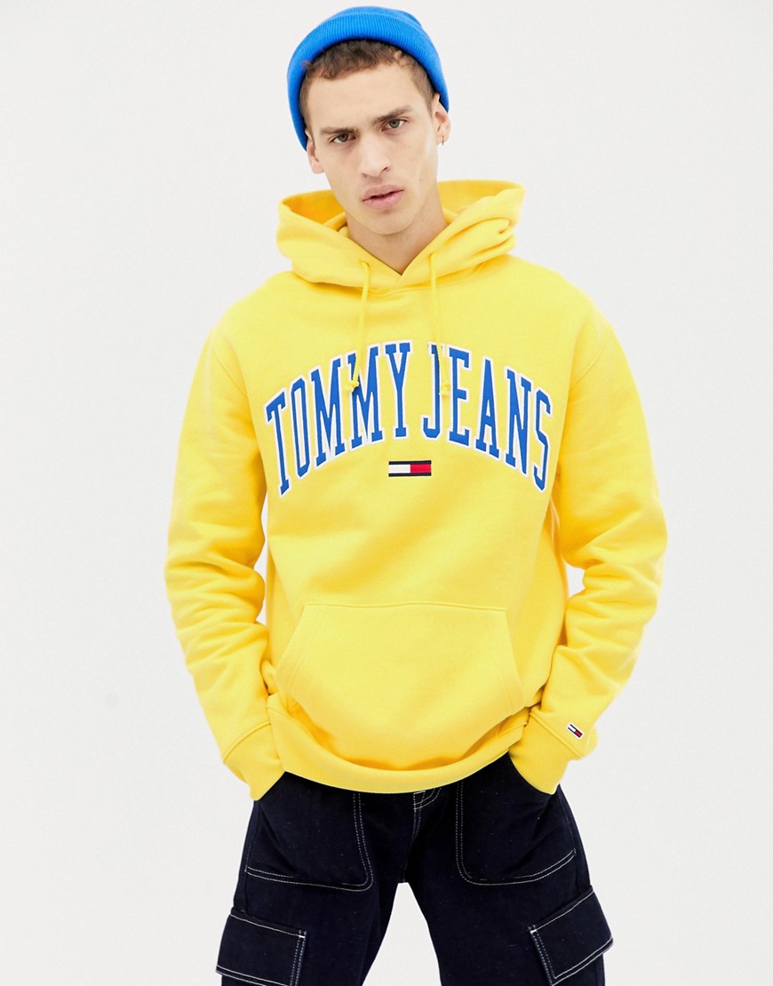 tommy jeans relaxed fit