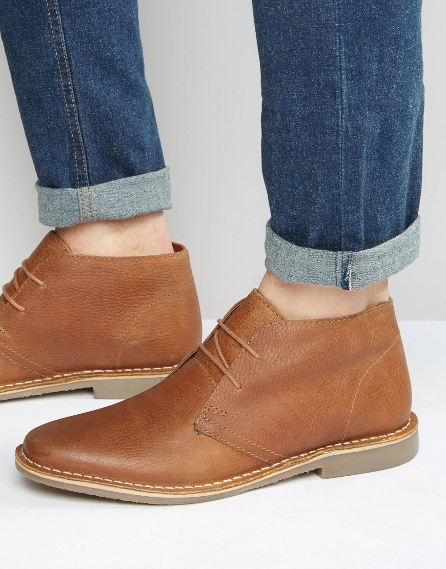 Red Tape Desert Boots In Tan Leather