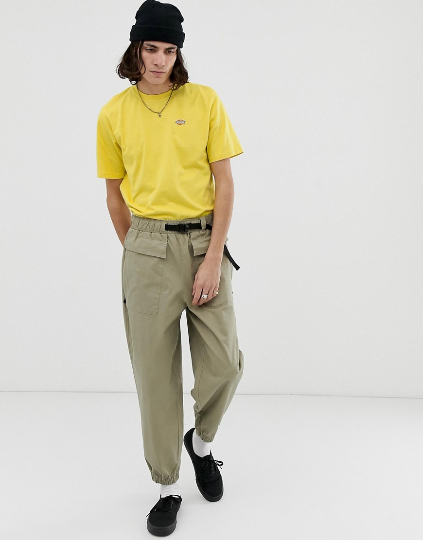 Dickies Stockdale t-shirt with small logo in yellow