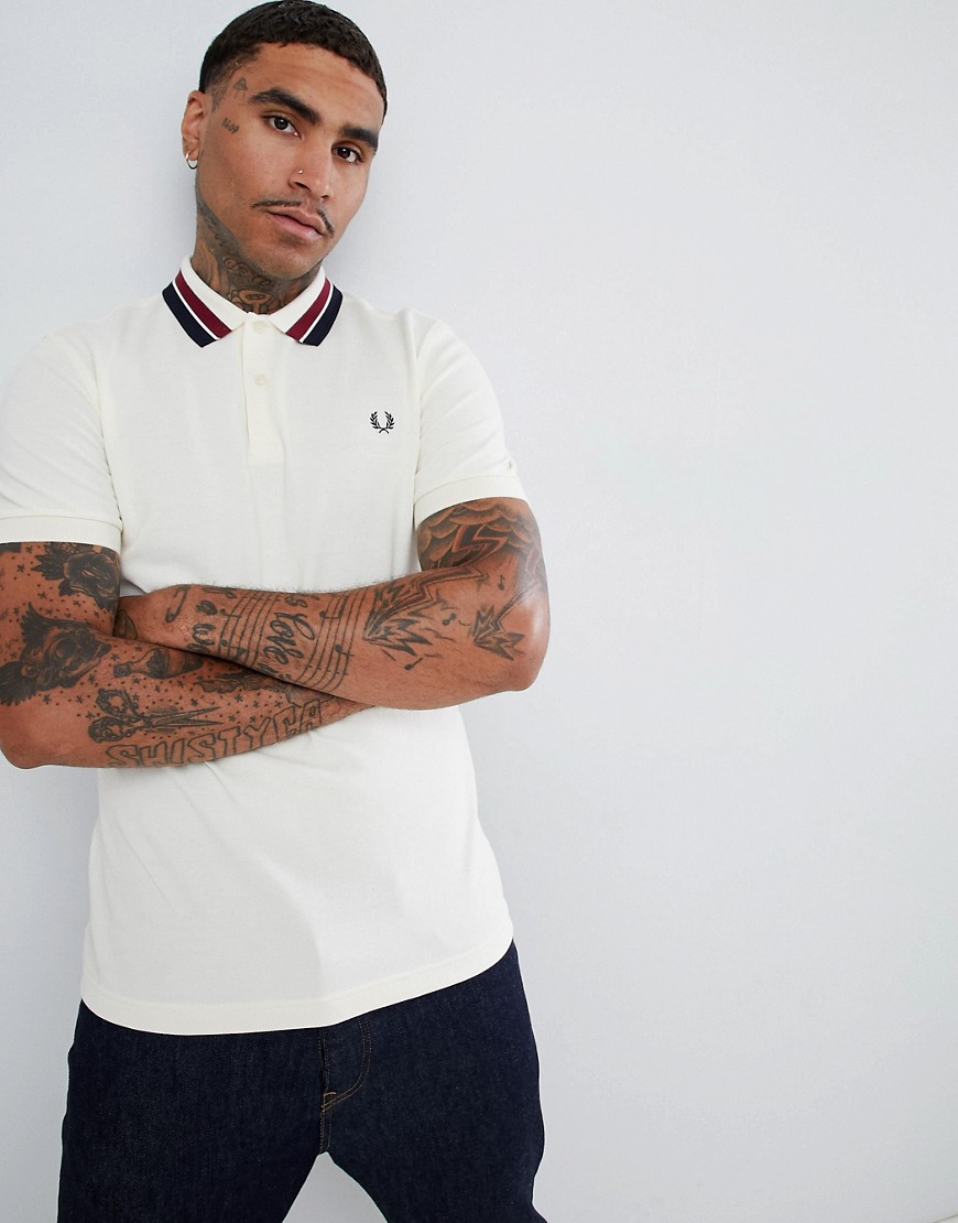 FRED PERRY BOLD TIPPED PIQUE POLO IN OFF WHITE - WHITE,M4528 560