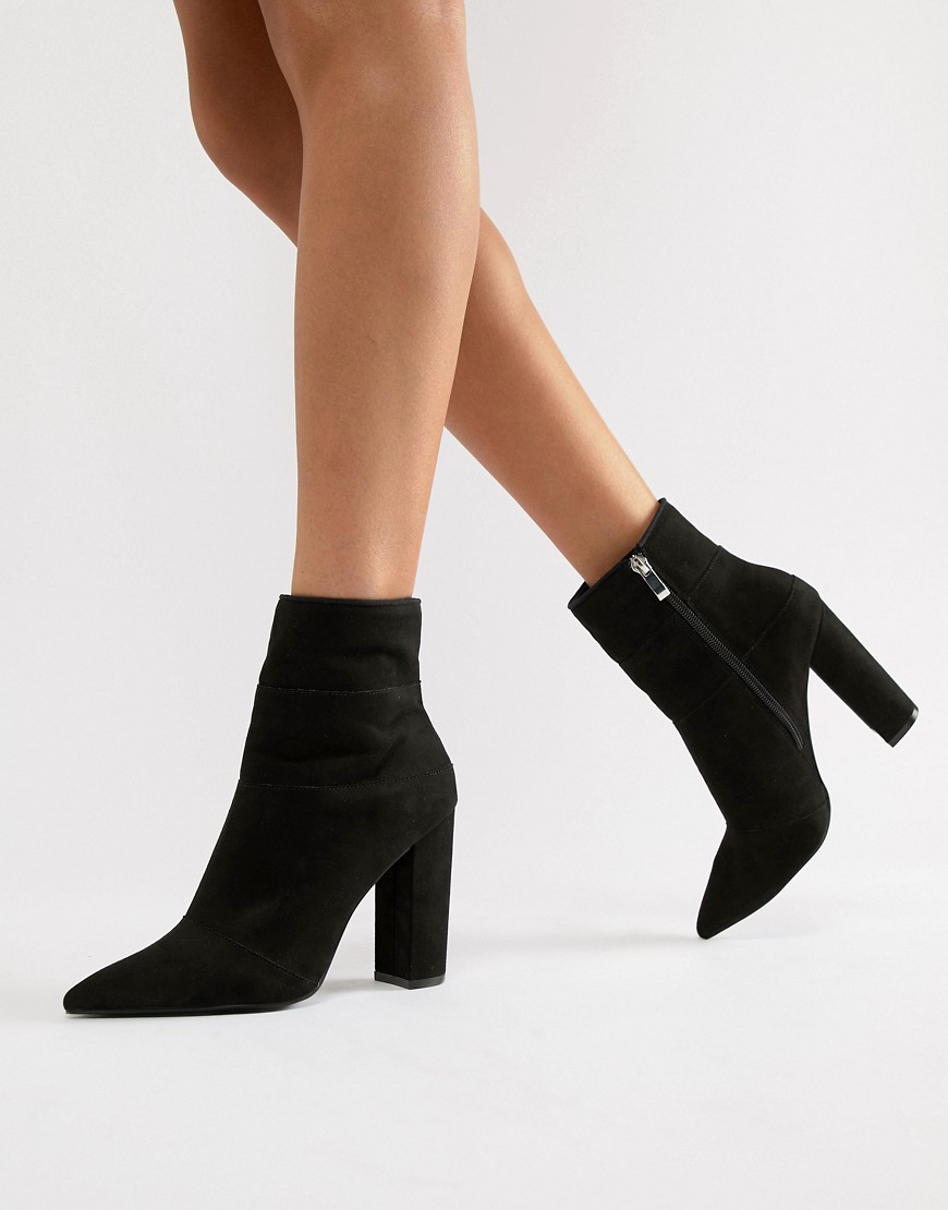 Qupid Pointed Block Heel Ankle Boots
