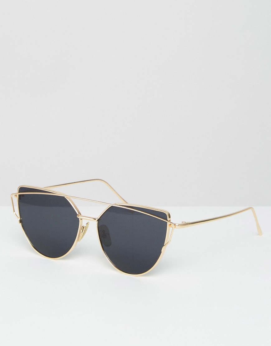 Jeepers Peepers flat lens cat eye sunglasses with gold frame