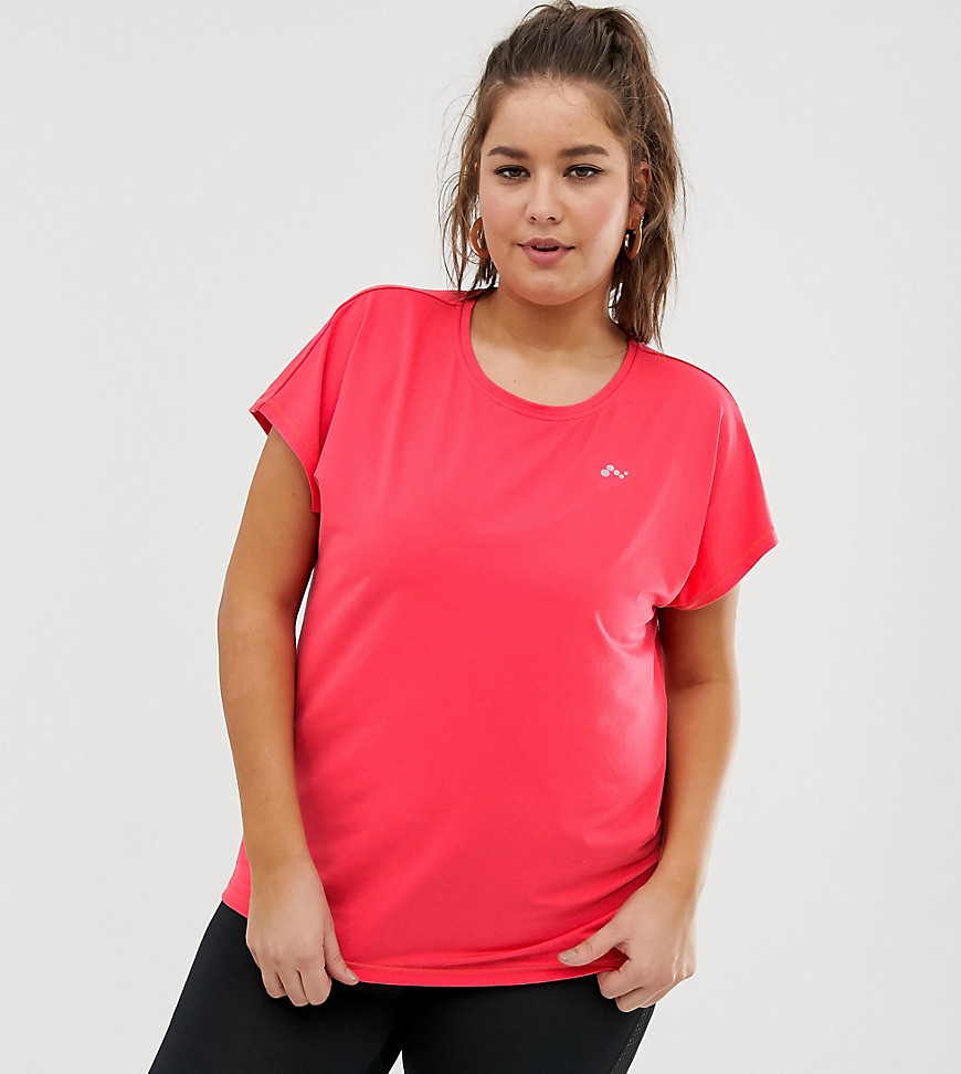 Only Play Plus loose traning tee