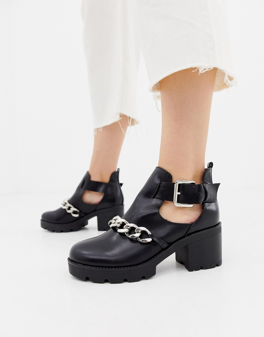 Trending: Givenchy Laura Chain Boots | Fashion Cognoscente