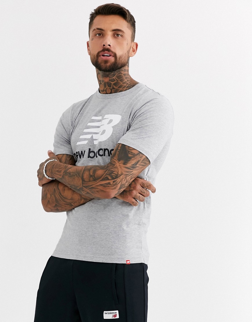 New Balance t-shirt with large logo in grey