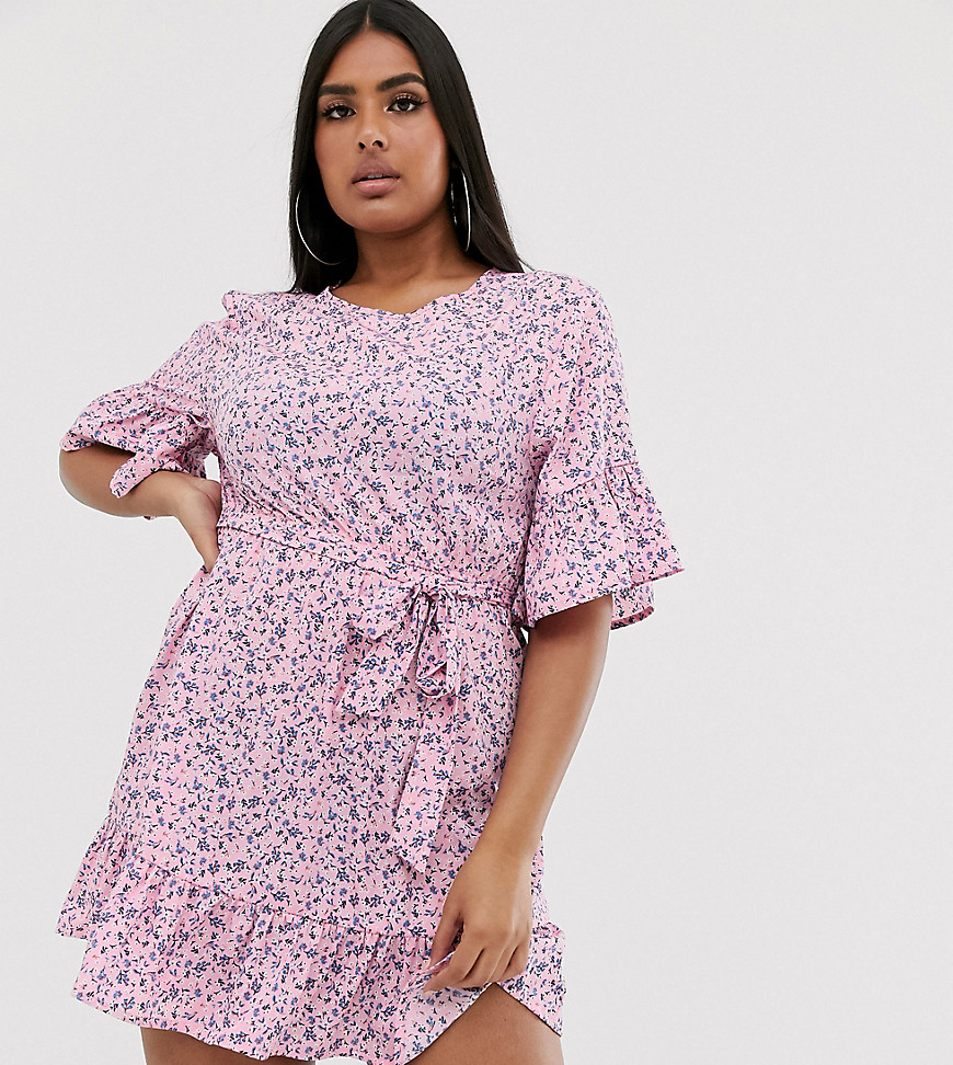 PrettyLittleThing Plus dress with tie detail in pink ditsy floral