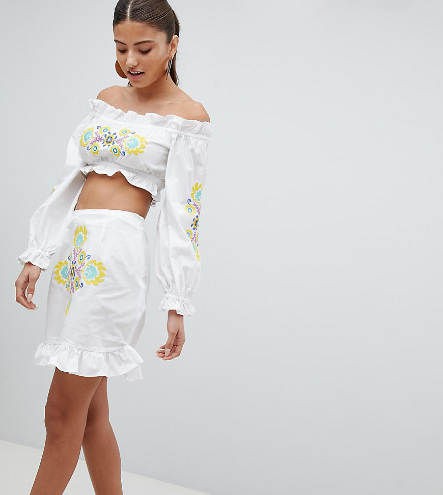 PrettyLittleThing Floral Embroidered Skirt