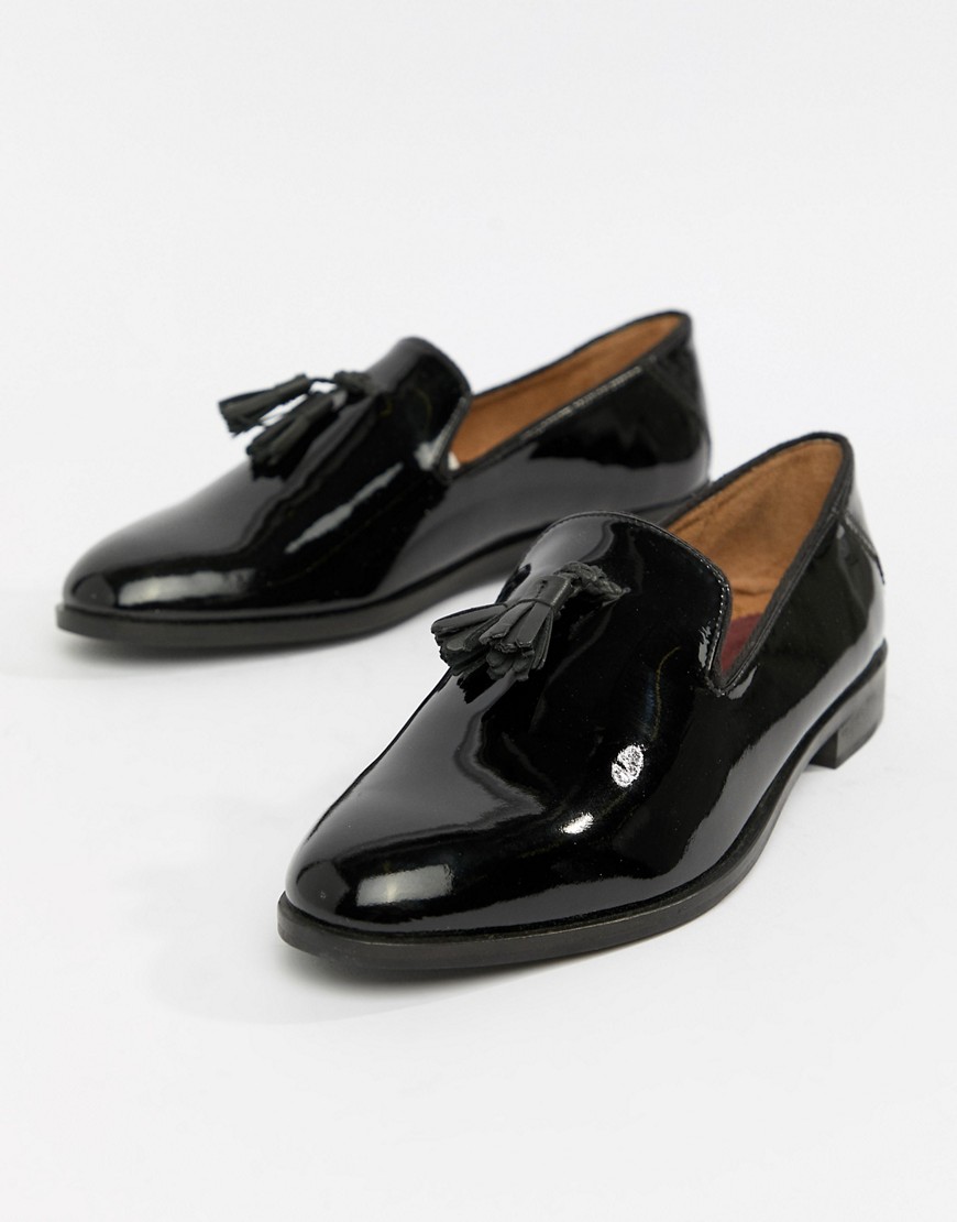 House Of Hounds Osprey tassel loafers in black patent