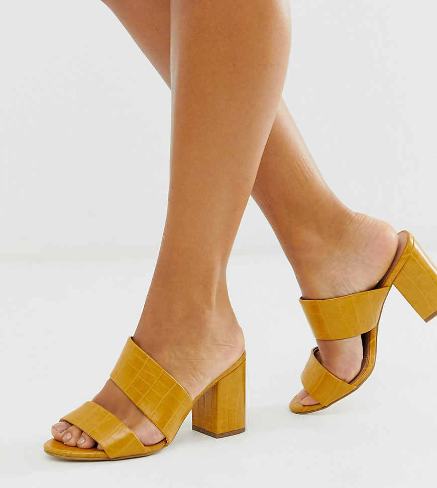 New Look wide fit heel in yellow