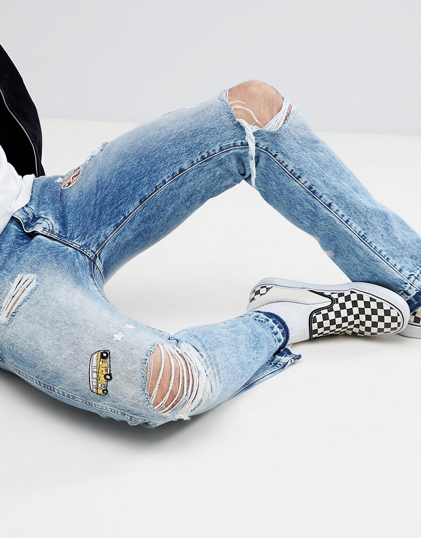 Wrangler boyton tapered jeans with vintage badge detail