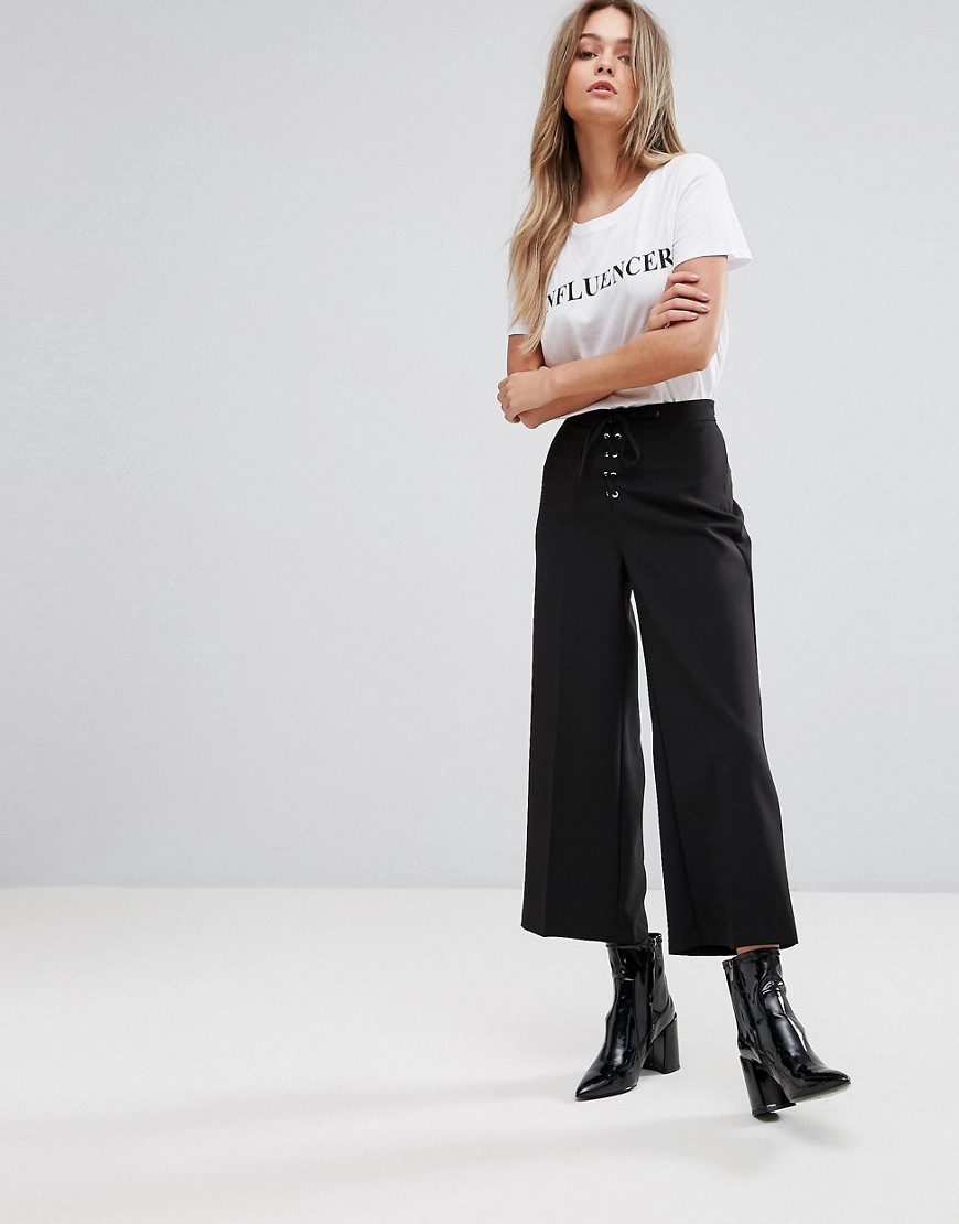 New Look Lace Up Crop Trousers - Black