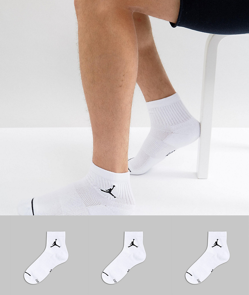 Nike Jordan 3 pack quarter socks in white sx5544-100