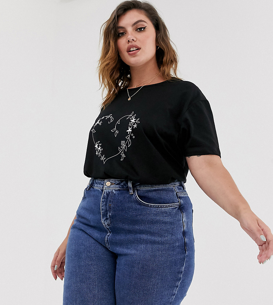 Wednesday's Girl Curve relaxed t-shirt with floral heart graphic