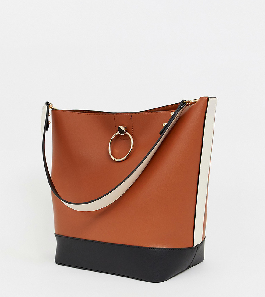 Warehouse tote bag with ring detail in tan