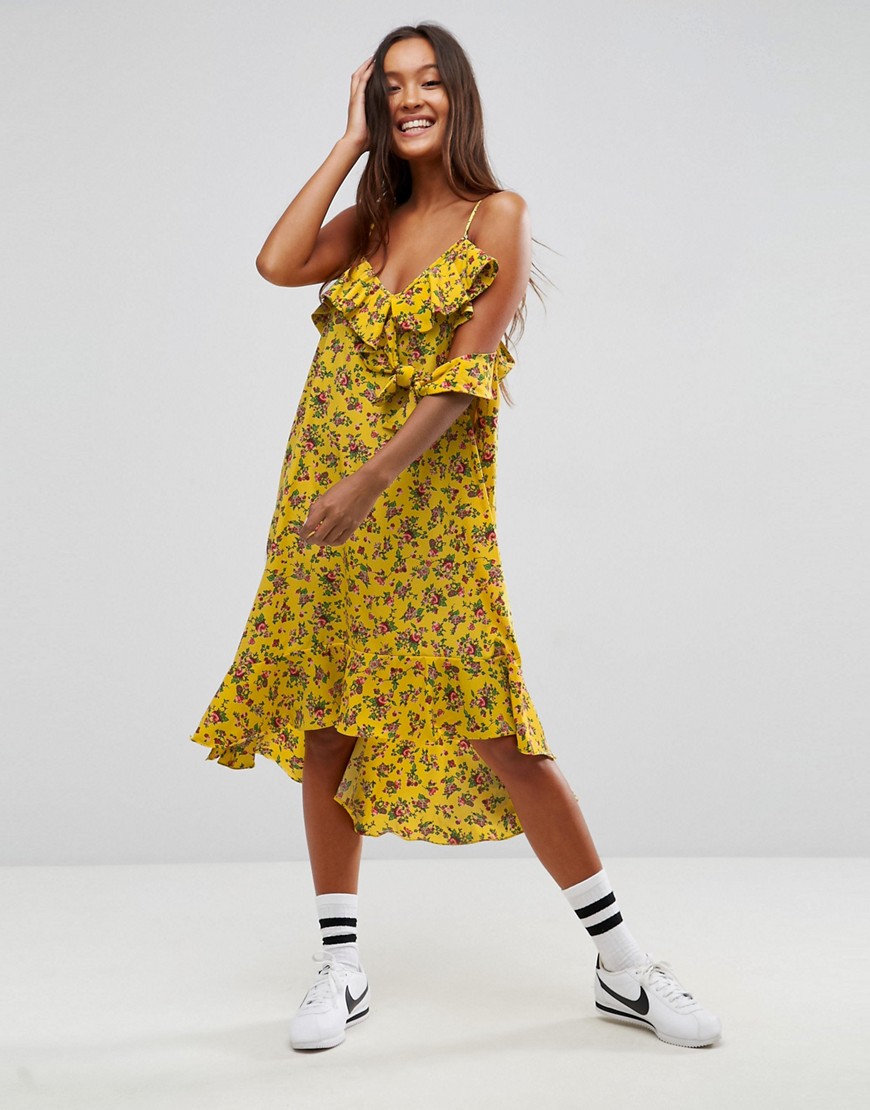 Платье с оборками и цветочным принтом STYLENANDA - Желтый STYLE NANDA 