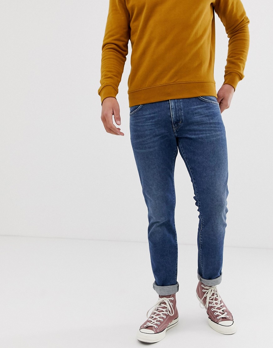 Wrangler larston slim tapered fit jeans in lone ranger light wash
