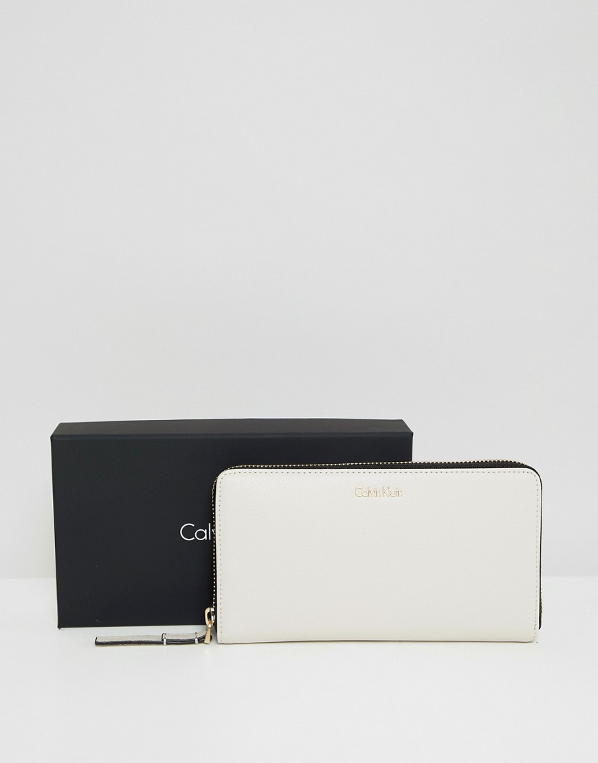 Calvin Klein frame large zip around purse - Grey