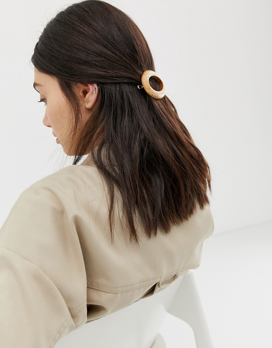 Asos Design Barette Hair Clip In Round Shape In Wood - Brown