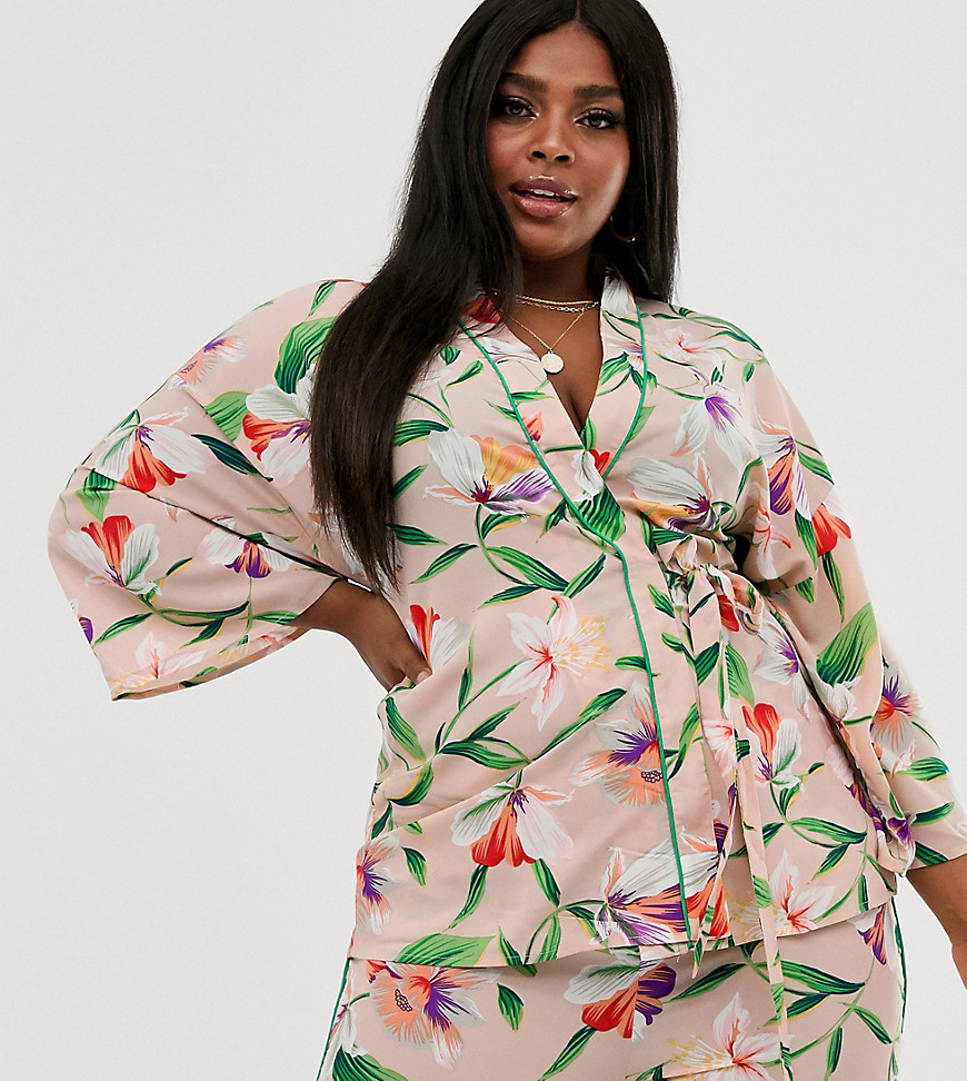 Liquorish Plus wrap blouse with contrast piping in floral co ord