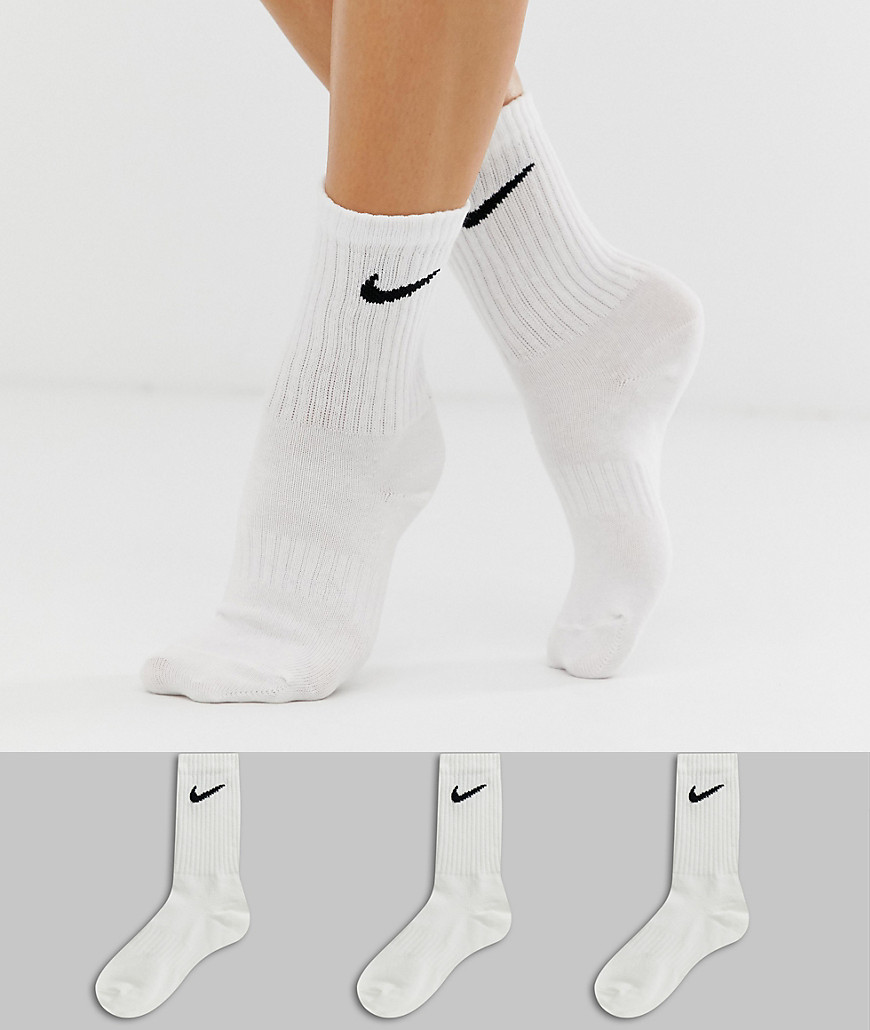 Nike white swoosh logo 3 pack crew socks