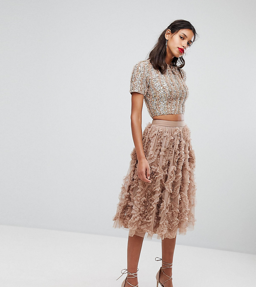 Lace & Beads Tulle Midi Skirt With 3D Shirring Detail - Taupe
