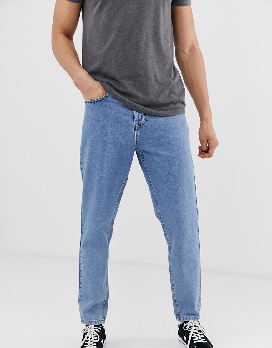 Solid tapered dad fit jeans in light blue wash