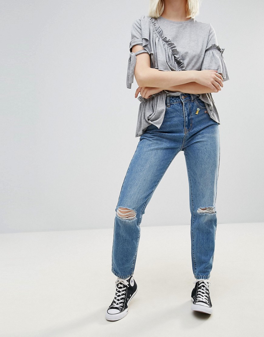 Noisy May Donna High Waisted Ripped Knee Mom Jeans with Badges - Denim